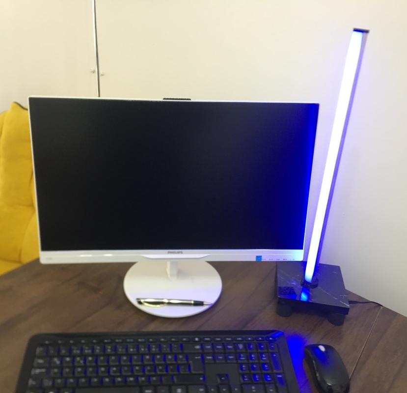 RGB%20Led%20Lambader%2050cm.%20Bluetooth%20Kontrollü